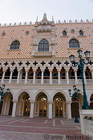 22 Venetian casino - building facade