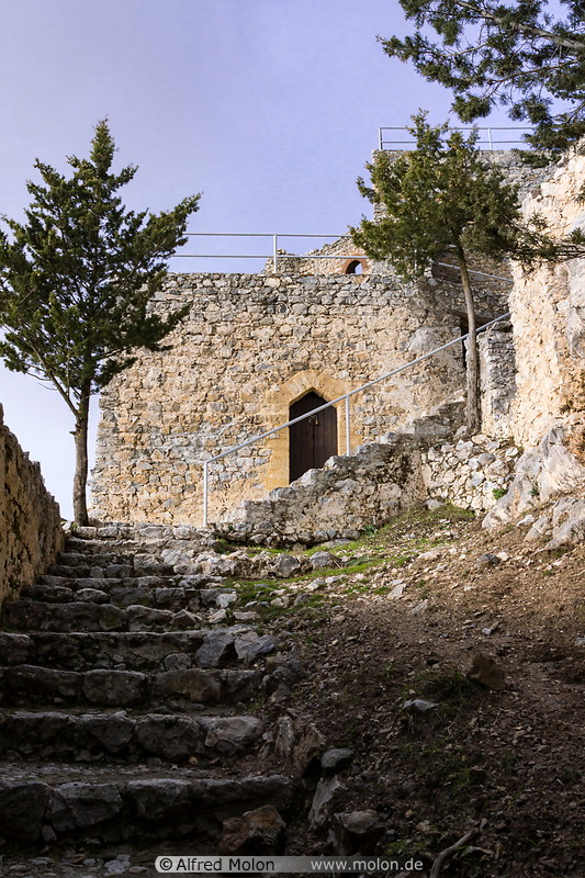 10 Staircase to gatehouse
