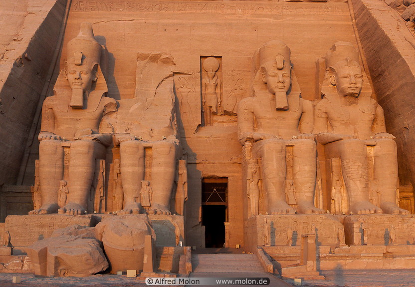 02 Temple of Ramses II at sunrise