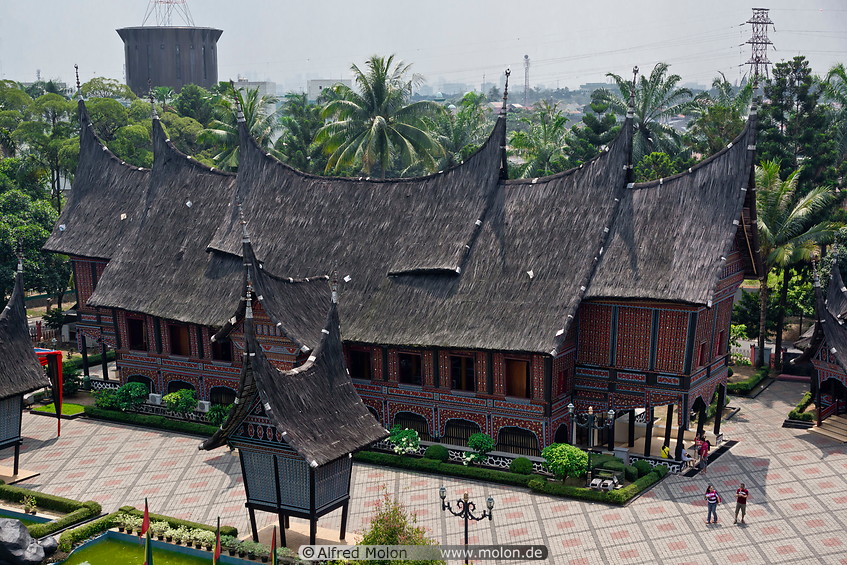 13 Sumatra houses