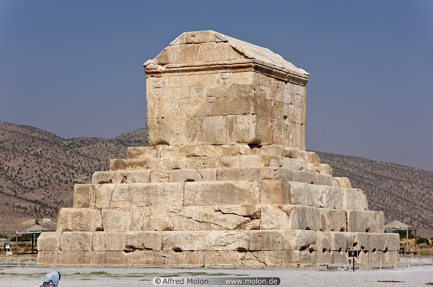 01 Tomb of Cyrus