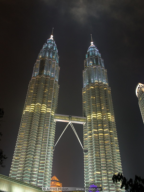 29 Petronas towers at night
