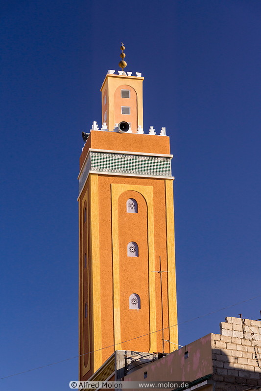 25 Assarag minaret
