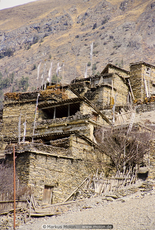 10 Stone buildings in Upper Pisang