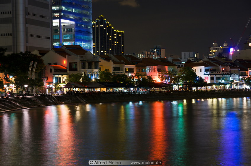 58 Singapore river at night