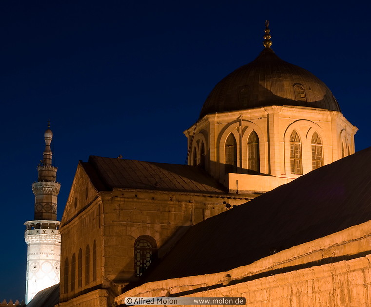 32 Transept, dome and minaret at night