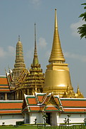 01 Golden chedi Phra Sri Rattana