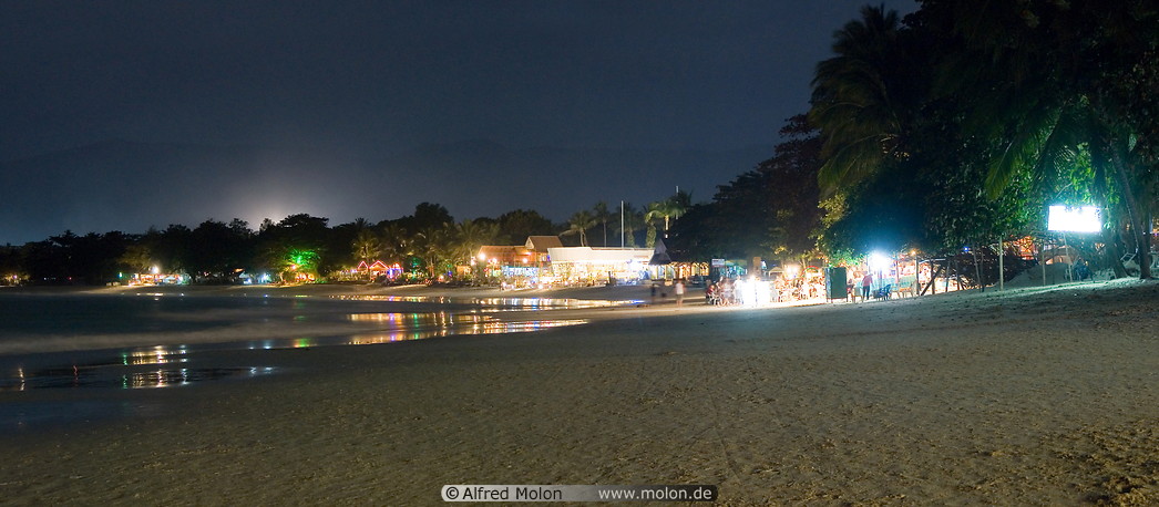06 Chaweng beach at night