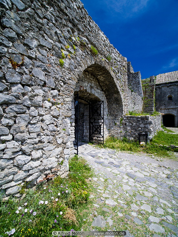 20 Rozafa castle gate