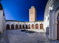 42 Grand mosque inner court