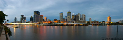 13 Brisbane skyline and river at dusk
