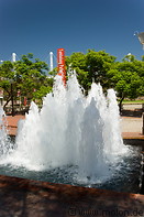 06 Fountain in Tumbalong park