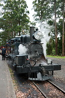 02 Steam locomotive