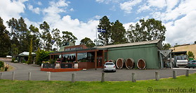 06 Winery restaurant