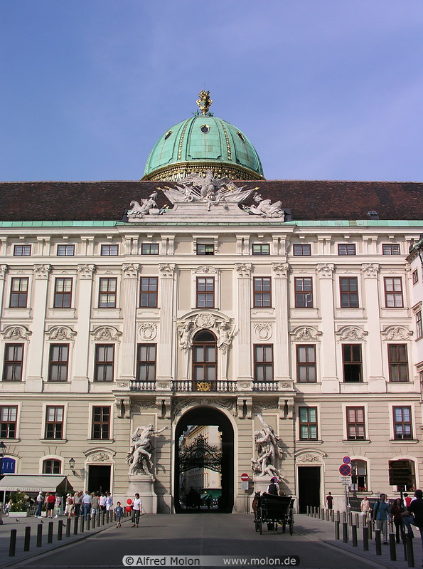 12 Hofburg