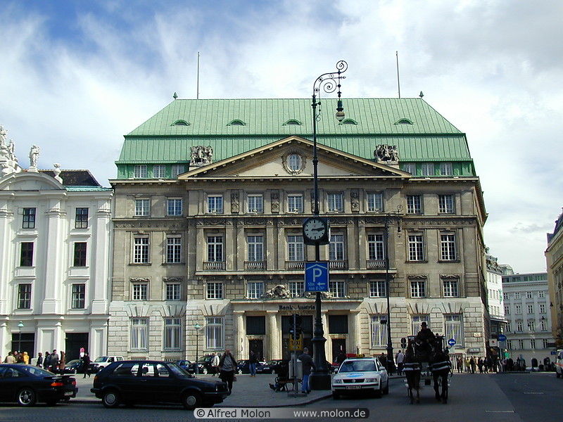 06 Bank Austria