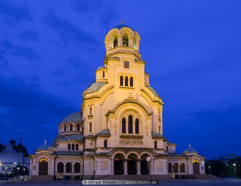 75 Alexander Nevski cathedral at night
