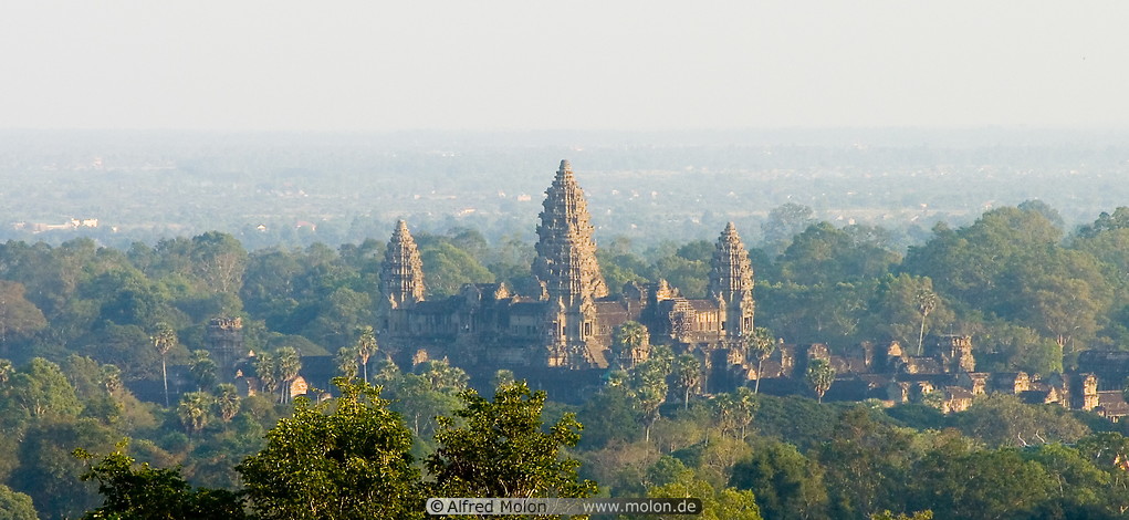 05 Angkor Wat temple