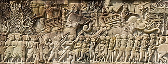 34 Bas-relief showing Khmer soldiers going to war