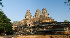 04 View of temples with central towers