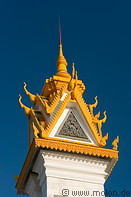 06 Cambodia Vietnam friendship monument