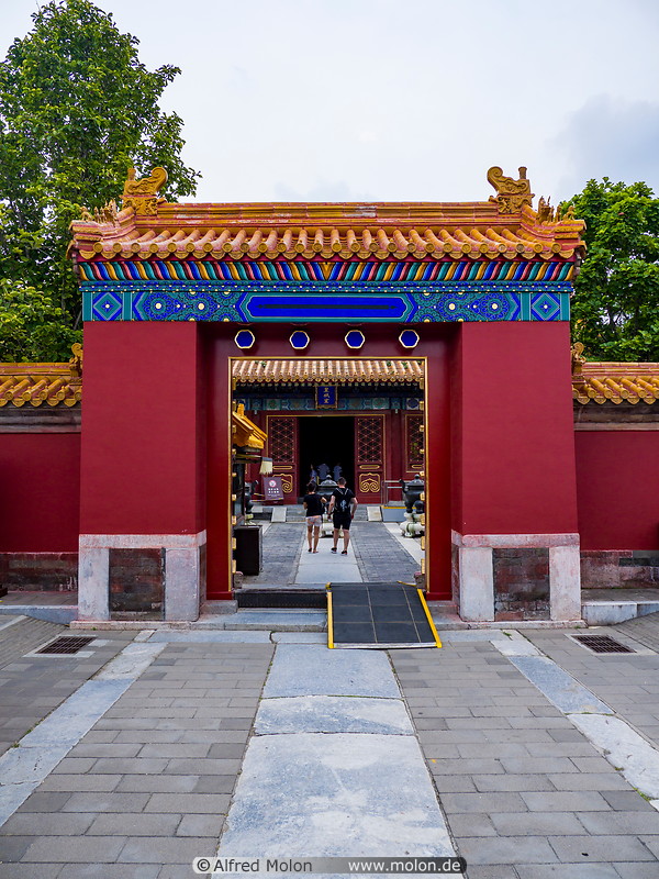 16 Huangzhishi in Earth Temple