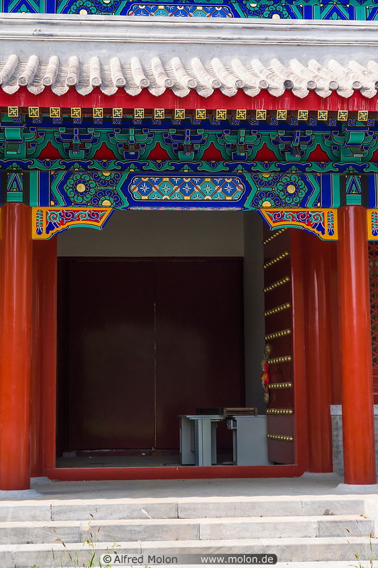 04 Temple gate