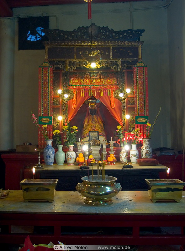 08 Altar