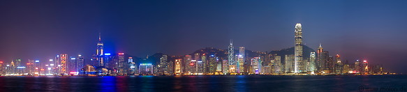 16 Hong Kong skyline at night