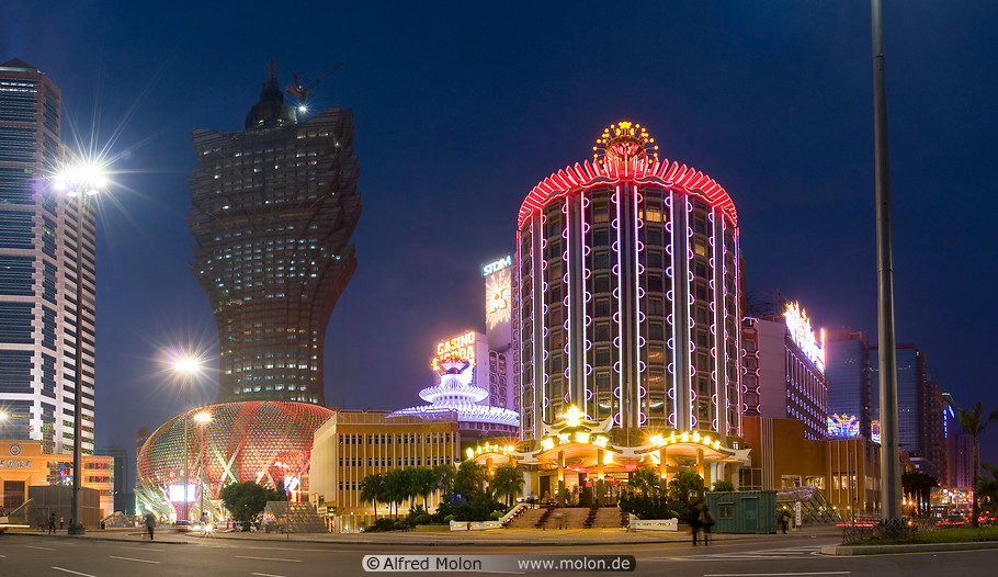 13 Casino area at night