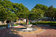 02 Square and fountain