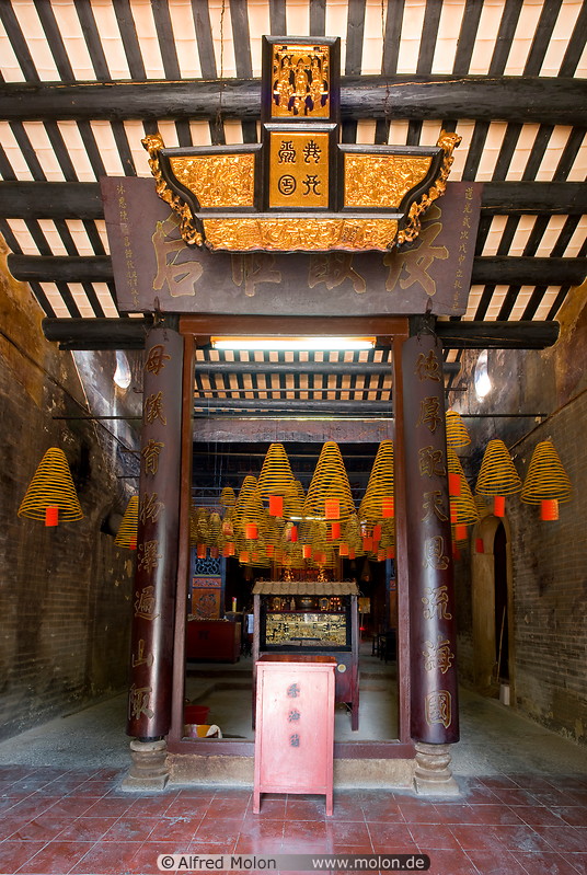 05 Tin Hau temple