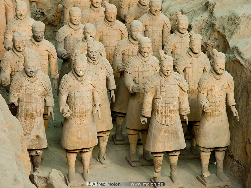 15 Statues of Chinese warriors