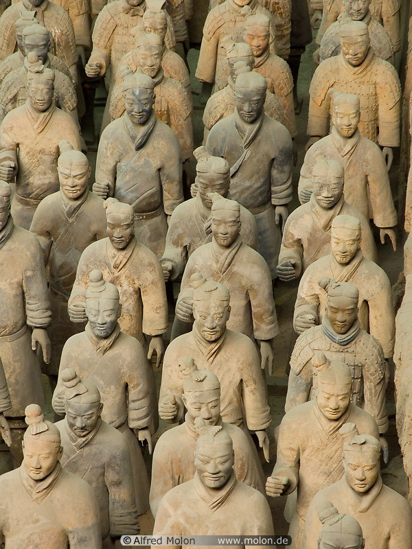 18 Statues of Chinese warriors