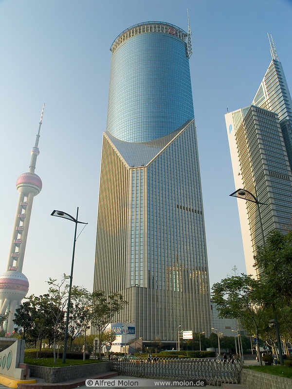 16 International Finance building