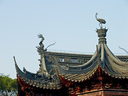 08 Decorated roof