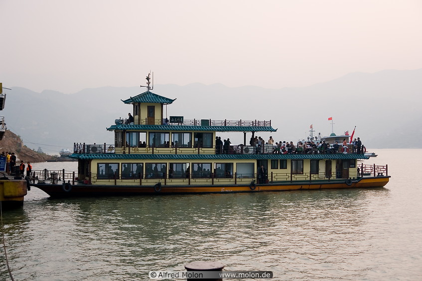 04 Cruise ship for Lesser Three Gorges cruise