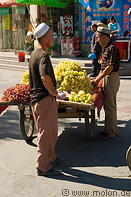 10 Grapes seller and cart