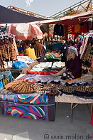 05 Clothes vendor