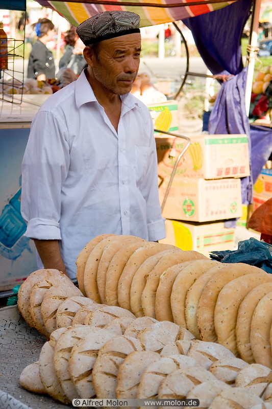 25 Uighur bread seller