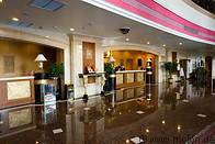05 Hotel lobby