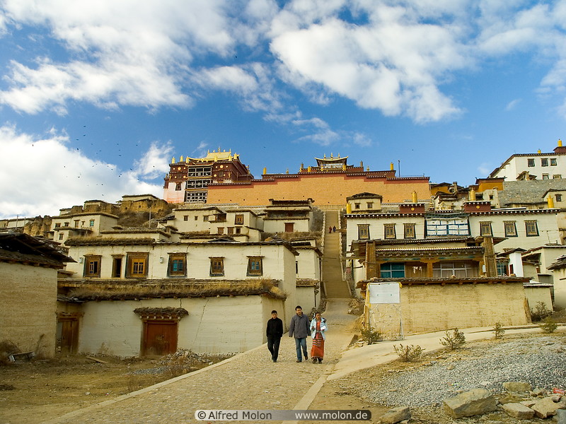 05 Buddhist Tibetan monastery