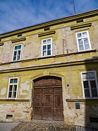 13 Old building in Uska street