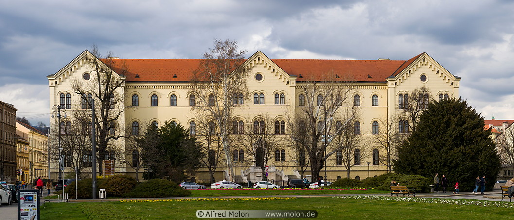 16 University of Zagreb