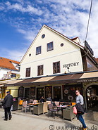 05 History cafe