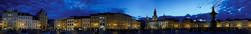 06 Premysl Otakar II square at night