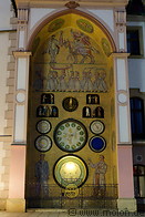 05 Astronomical clock