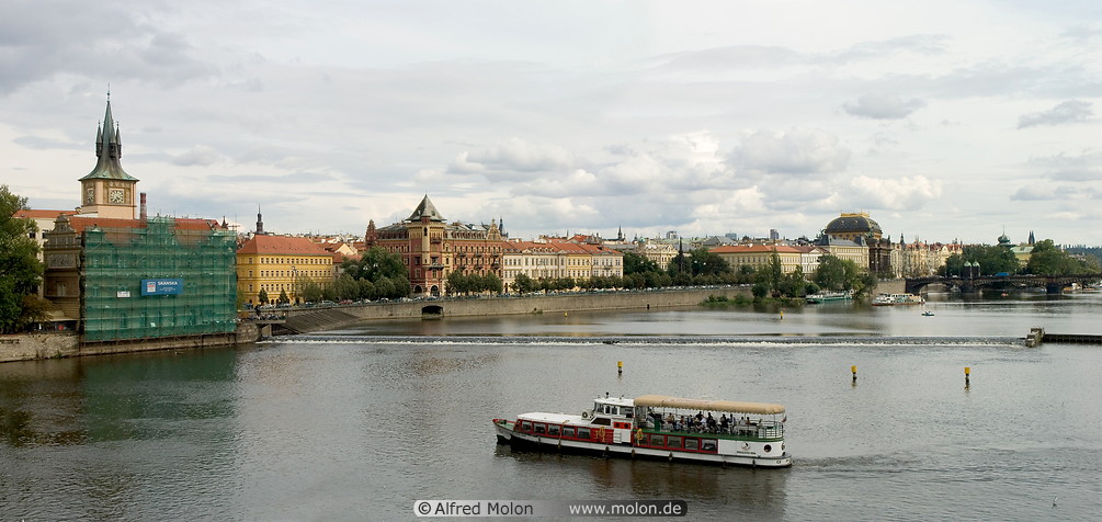 06 View of Vlava river with tourist boat