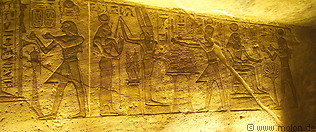 28 Wall carvings in the Ramses II temple