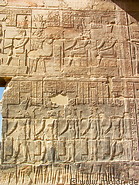 05 Wall carvings